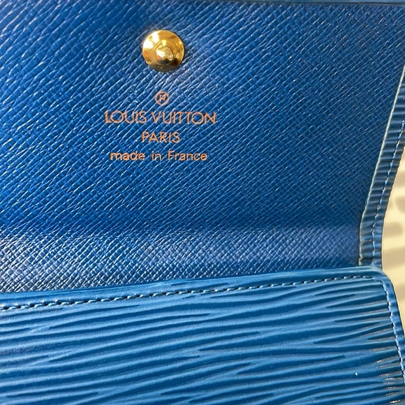 Louis Vuitton Blue Epi Snap close bi fold wallet in great vintage condition - Picture 6 of 15